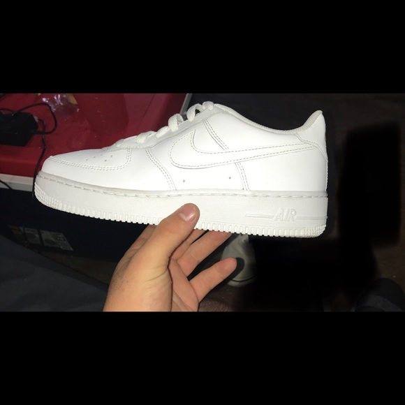 NIKE AIRFORCE 1s - Picture 2 of 4